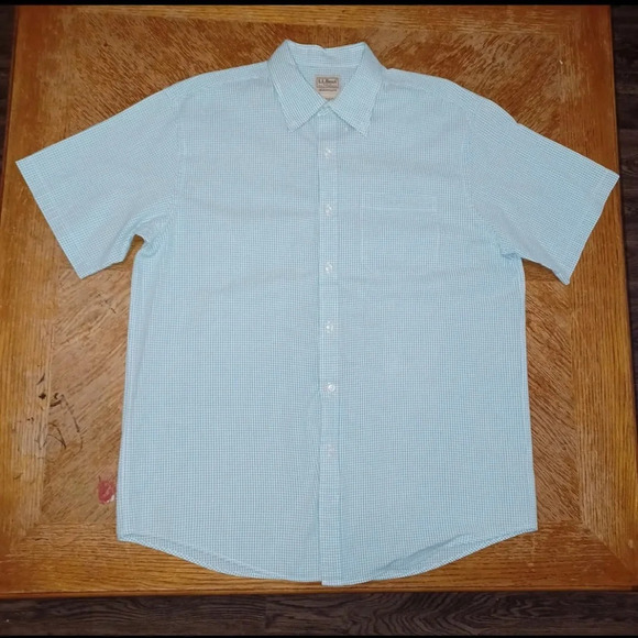 LL Bean Short Sleeve Button Up Men's Large Blue White Plaid Cotton Shirt - Picture 1 of 6